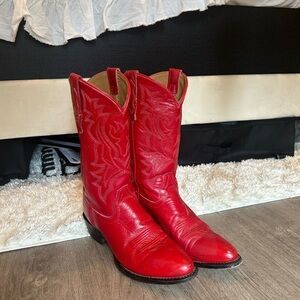 red shyanne boots